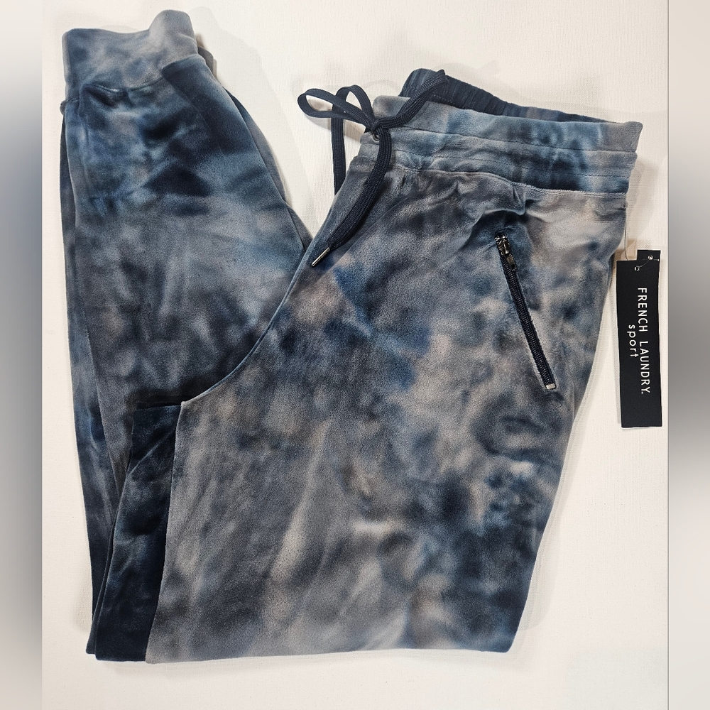 NWT French Laundry Sport Velvet Jogger Pants Womens 1X Blue Tie-Dye Zip Pockets - Picture 1 of 6